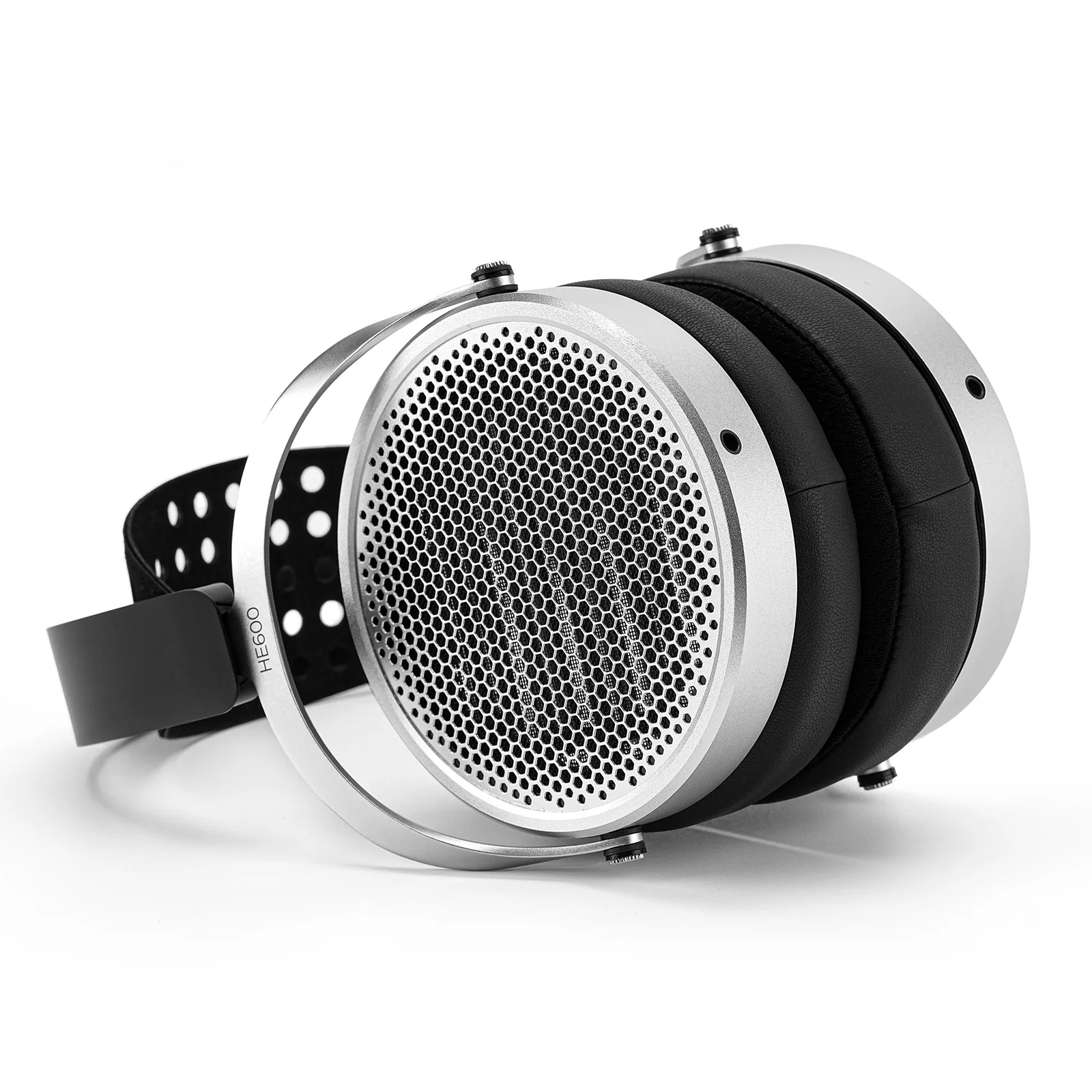HE600 - Image 4
